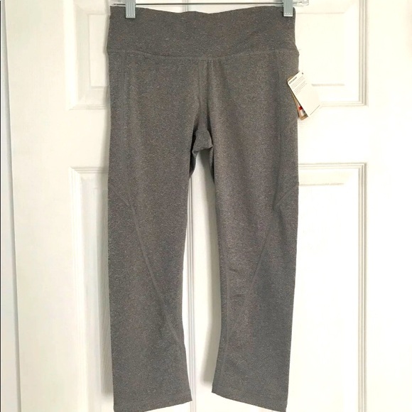 NWT reebok quick capri seamed leggings - Picture 3 of 4